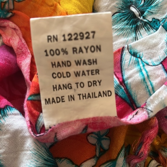 Hawaiian Aloha Swimwear Wrap/Sarong Floral and Multicolored - Picture 7 of 7